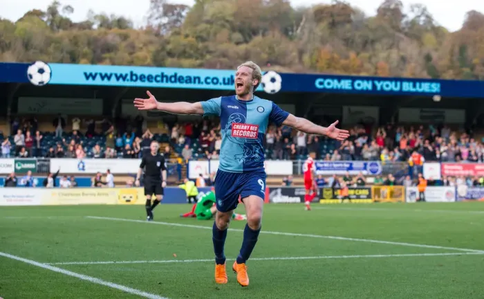 Framed Print : Craig Mackail-Smith's Euphoric Goal: Wycombe Wanderers Triumph Over Scunthorpe United (2018)