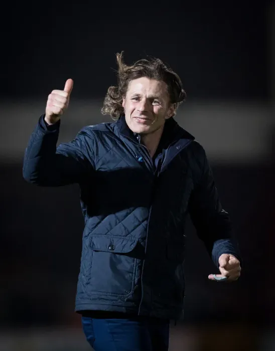 Framed Print : Gareth Ainsworth and Wycombe Wanderers Face Barnsley (08 / 12 / 18)
