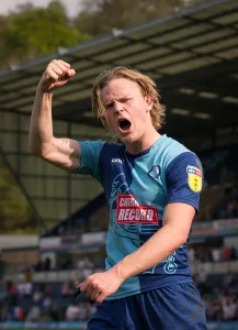 : Alex Samuel vs Walsall: Intense Moment at Wycombe Wanderers, April 22, 2019