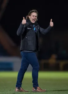Wwfc Prints: Gareth Ainsworth: Wycombe Wanderers Sky Bet League 1 Title-Winning Manager