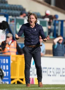 Images Dated 2018 September: Gareth Ainsworth: Wycombe Wanderers vs Southend United Showdown, September 29, 2018