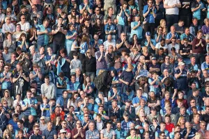 : Oxford United v Wycombe Wanderers Sky Bet League 1 30 / 03 / 2019