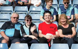 : Oxford United v Wycombe Wanderers Sky Bet League 1 30 / 03 / 2019